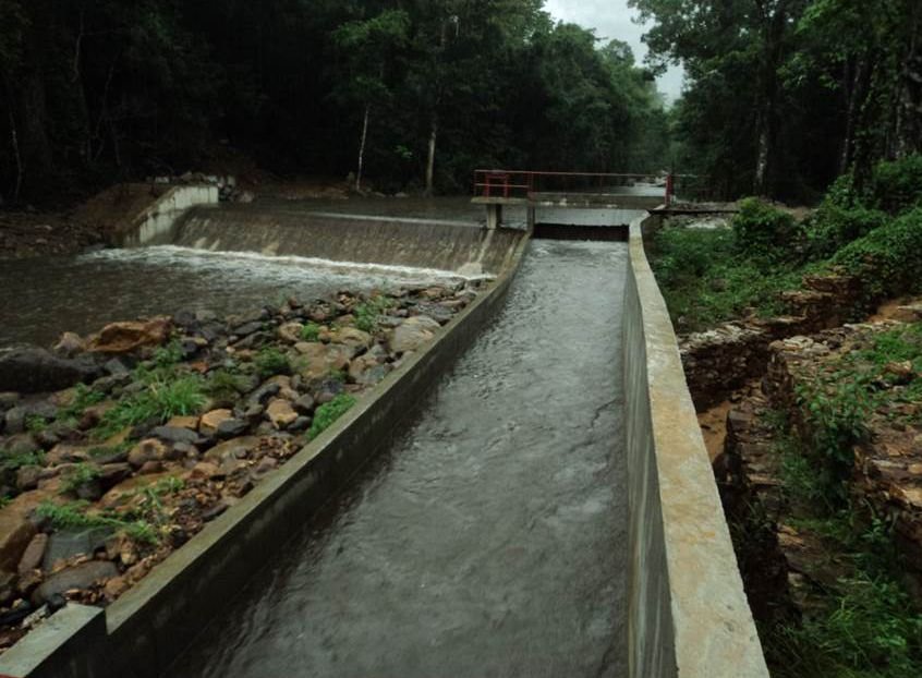 weir